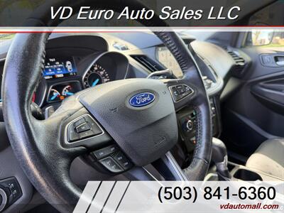 2017 Ford Escape Titanium  AWD! Clean title! - Photo 25 - Portland, OR 97218