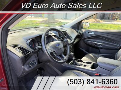 2017 Ford Escape Titanium  AWD! Clean title! - Photo 18 - Portland, OR 97218