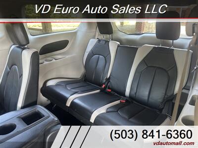 2018 Chrysler Pacifica Touring Plus  -DVD Player! - Photo 23 - Portland, OR 97218