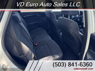2017 Kia Sorento L Clean title! - Photo 14 - Portland, OR 97218