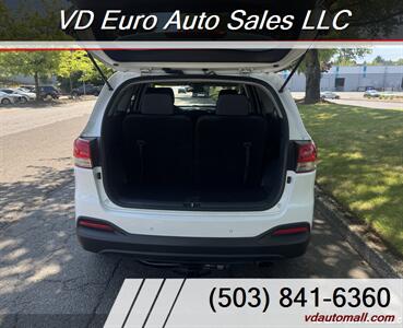 2017 Kia Sorento L Clean title! - Photo 11 - Portland, OR 97218