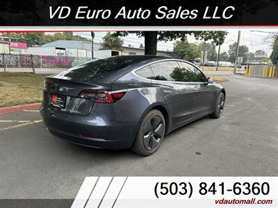 2018 Tesla Model 3 Long Range  AWD LONG RANGE! - Photo 5 - Portland, OR 97218