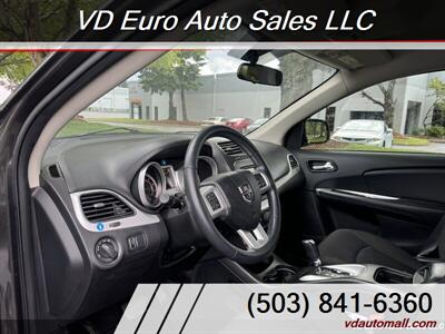 2018 Dodge Journey SE  7 Seats ! - Photo 17 - Portland, OR 97218