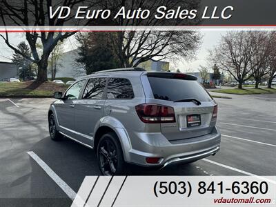 2020 Dodge Journey Crossroad  7 passengers - Photo 6 - Portland, OR 97218