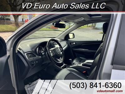 2020 Dodge Journey Crossroad  7 passengers - Photo 12 - Portland, OR 97218