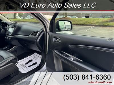 2020 Dodge Journey Crossroad  7 passengers - Photo 17 - Portland, OR 97218