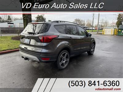 2019 Ford Escape SEL  4X4 - Photo 6 - Portland, OR 97218