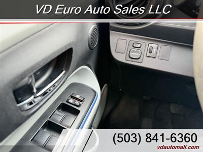 2013 Toyota Prius c One   - Photo 11 - Portland, OR 97218