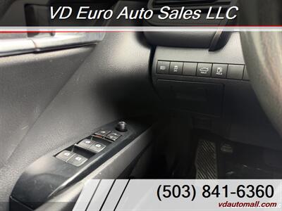 2019 Toyota Camry L  -CLEAN TITLE! - Photo 16 - Portland, OR 97218