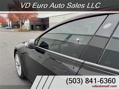 2021 Tesla Model 3 Standard Range Plus   - Photo 9 - Portland, OR 97218