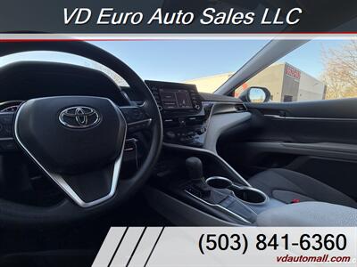 2023 Toyota Camry LE   - Photo 15 - Portland, OR 97218