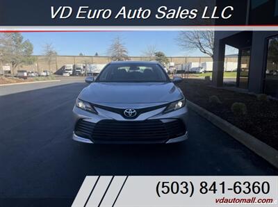 2023 Toyota Camry LE   - Photo 2 - Portland, OR 97218