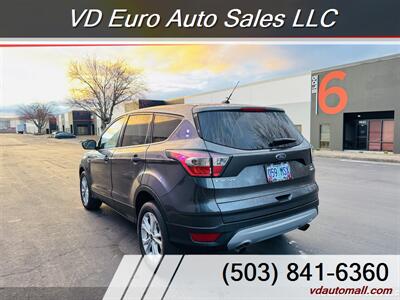 2017 Ford Escape SE  AWD - Photo 7 - Portland, OR 97218
