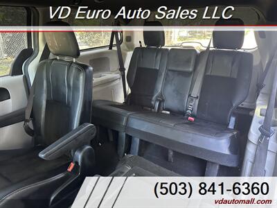 2018 Dodge Grand Caravan SXT   - Photo 14 - Portland, OR 97218