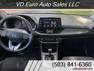 2018 Hyundai ELANTRA GT - Photo 11 - Portland, OR 97218