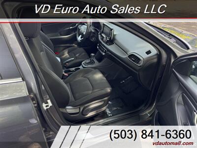 2018 Hyundai ELANTRA GT - Photo 14 - Portland, OR 97218