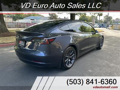2021 Tesla Model 3 Standard Range Plus  -Price after FEDERAL TAX REBATE! - Photo 5 - Portland, OR 97218