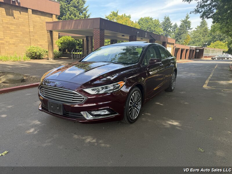 2017 Ford Fusion SE  AWD-CLEAN TITLE!