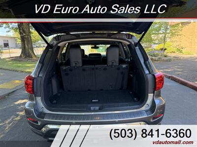 2017 Nissan Pathfinder S Platinum 4x4 -CLEAN TITLE! - Photo 25 - Portland, OR 97218
