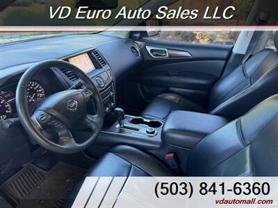 2017 Nissan Pathfinder S Platinum 4x4 -CLEAN TITLE! - Photo 12 - Portland, OR 97218