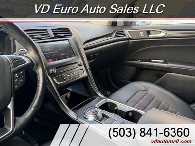 2018 Ford Fusion SE   - Photo 9 - Portland, OR 97218