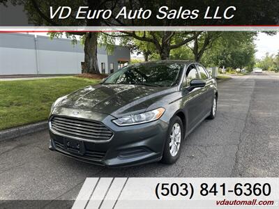 2015 Ford Fusion S  -CLEAN TITLE! - Photo 2 - Portland, OR 97218