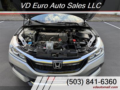 2017 Honda Accord Sport Special Edition  Clean title ! - Photo 11 - Portland, OR 97218