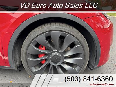 2021 Tesla Model Y Performance  AWD - Photo 10 - Portland, OR 97218