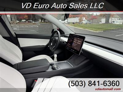 2021 Tesla Model Y Performance  AWD - Photo 28 - Portland, OR 97218