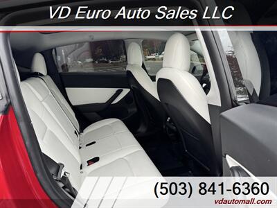 2021 Tesla Model Y Performance  AWD - Photo 24 - Portland, OR 97218