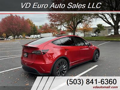 2021 Tesla Model Y Performance  AWD - Photo 5 - Portland, OR 97218