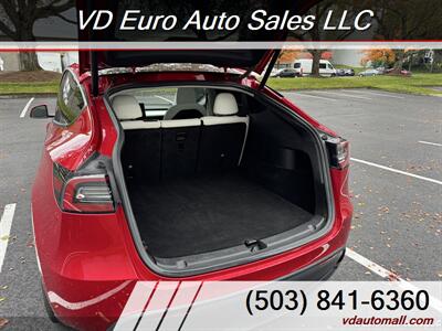 2021 Tesla Model Y Performance  AWD - Photo 14 - Portland, OR 97218