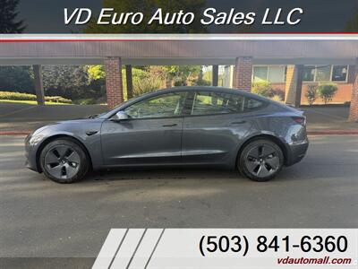 2023 Tesla Model 3   - Photo 9 - Portland, OR 97218