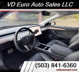 2023 Tesla Model 3   - Photo 5 - Portland, OR 97218