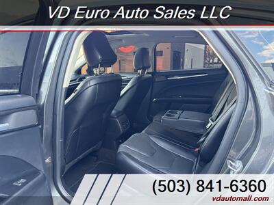 2020 Ford Fusion Titanium  AWD! Clean title ! - Photo 36 - Portland, OR 97218