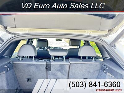 2020 Audi Q3 quattro Premium 45 TFSI  AWD CLEAN TITLE! - Photo 12 - Portland, OR 97218