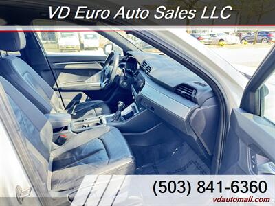 2020 Audi Q3 quattro Premium 45 TFSI  AWD CLEAN TITLE! - Photo 16 - Portland, OR 97218