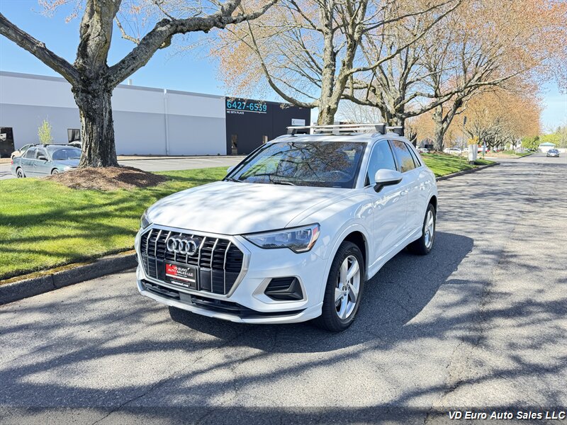 2020 Audi Q3 quattro Premium 45 TFSI  AWD CLEAN TITLE!