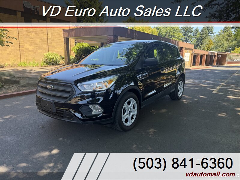 2018 Ford Escape S  