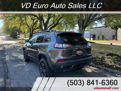 2019 Jeep Cherokee Trailhawk  4x4 - Photo 5 - Portland, OR 97218