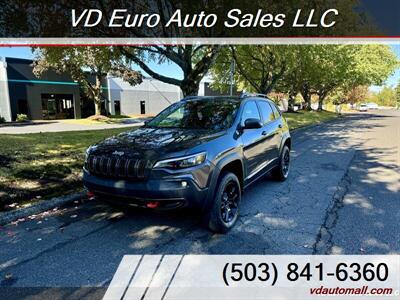 2019 Jeep Cherokee Trailhawk  4x4 - Photo 2 - Portland, OR 97218