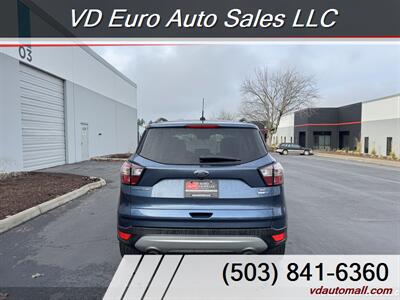 2018 Ford Escape SE  AWD! Clean title! - Photo 5 - Portland, OR 97218