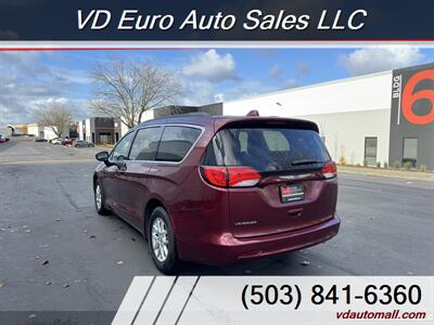 2020 Chrysler Voyager LXi -CLEAN TITLE! - Photo 4 - Portland, OR 97218