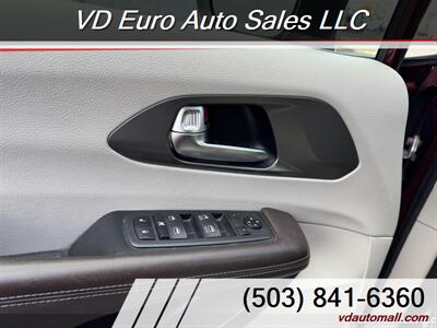 2020 Chrysler Voyager LXi -CLEAN TITLE! - Photo 21 - Portland, OR 97218