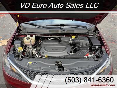 2020 Chrysler Voyager LXi -CLEAN TITLE! - Photo 12 - Portland, OR 97218