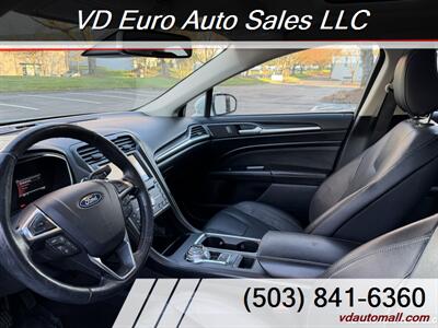 2020 Ford Fusion Titanium  Clean title! AWD! - Photo 23 - Portland, OR 97218
