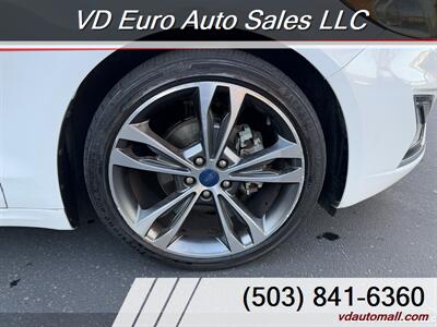 2020 Ford Fusion Titanium  Clean title! AWD! - Photo 11 - Portland, OR 97218