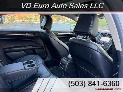 2020 Ford Fusion Titanium  Clean title! AWD! - Photo 26 - Portland, OR 97218