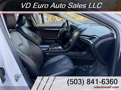 2020 Ford Fusion Titanium  Clean title! AWD! - Photo 16 - Portland, OR 97218