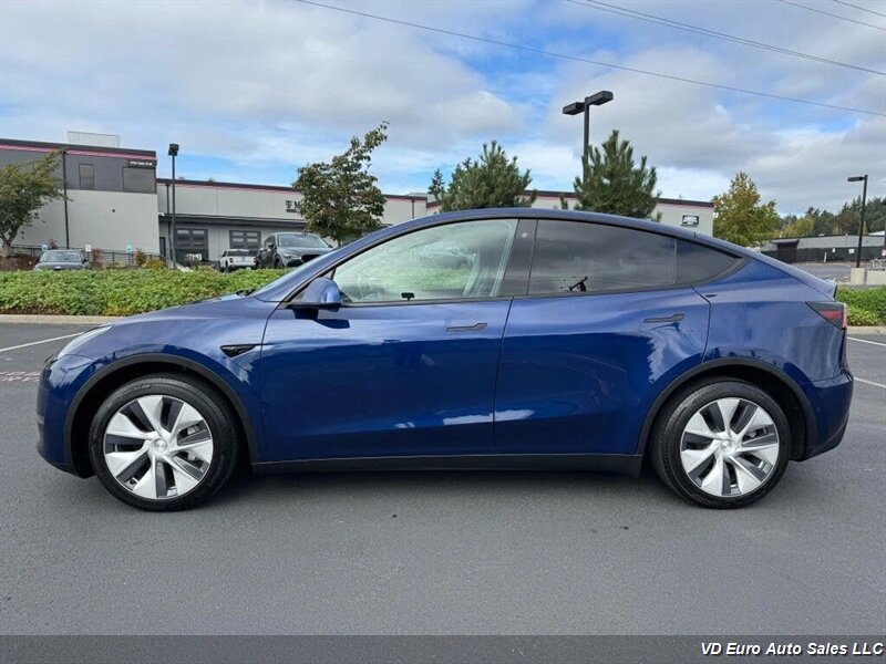 2023 Tesla Model Y  AWD LONG RANGE!